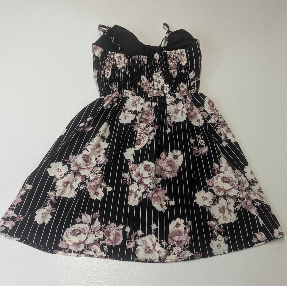 Mind Code Size Small Black Floral Mini Dress - image 11